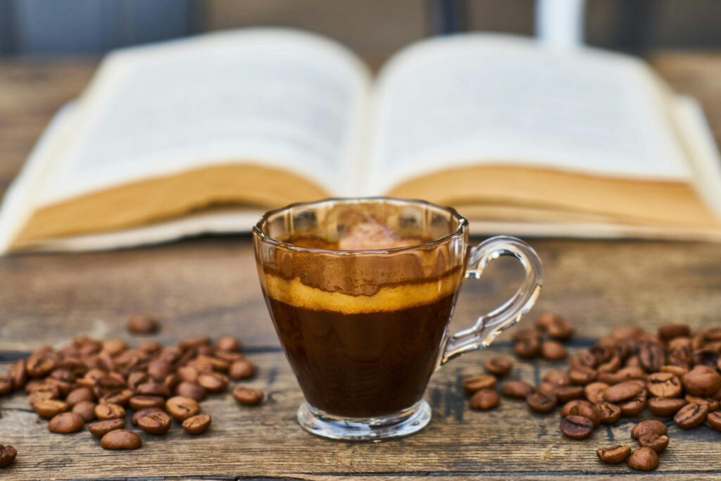 A cup of Café Cubano with espuma.